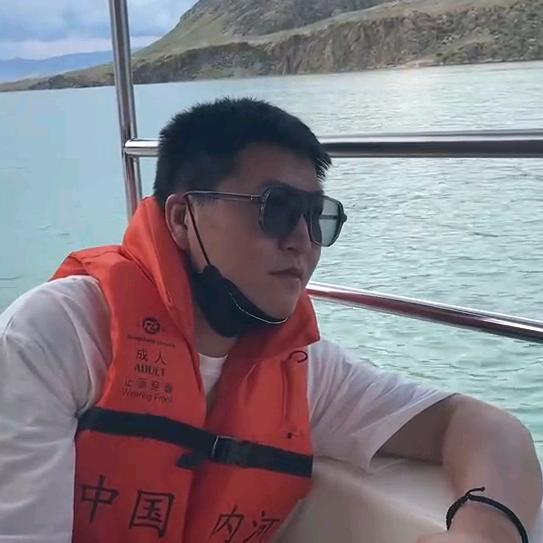 锦鲤灬