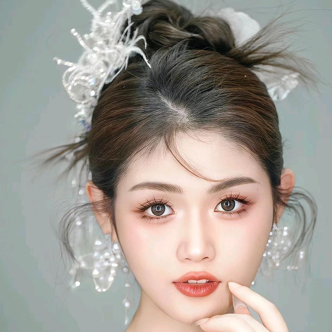 👑新干化妆师～佩佩