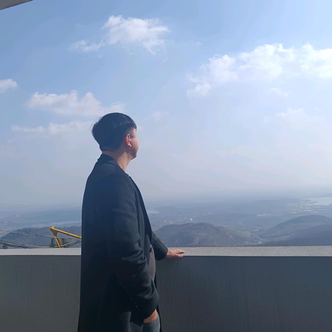 可否许我再少年