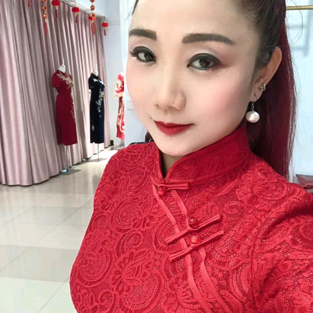 百灵鸟鼓舞