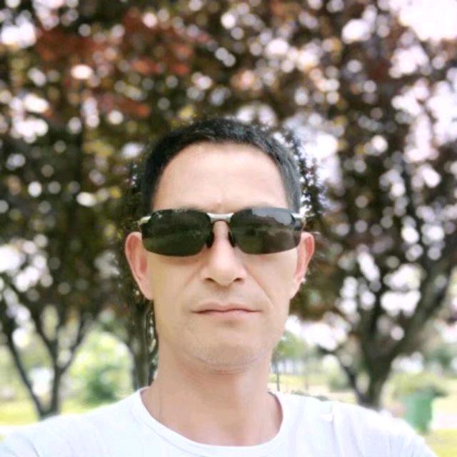 人要天天开心🐷