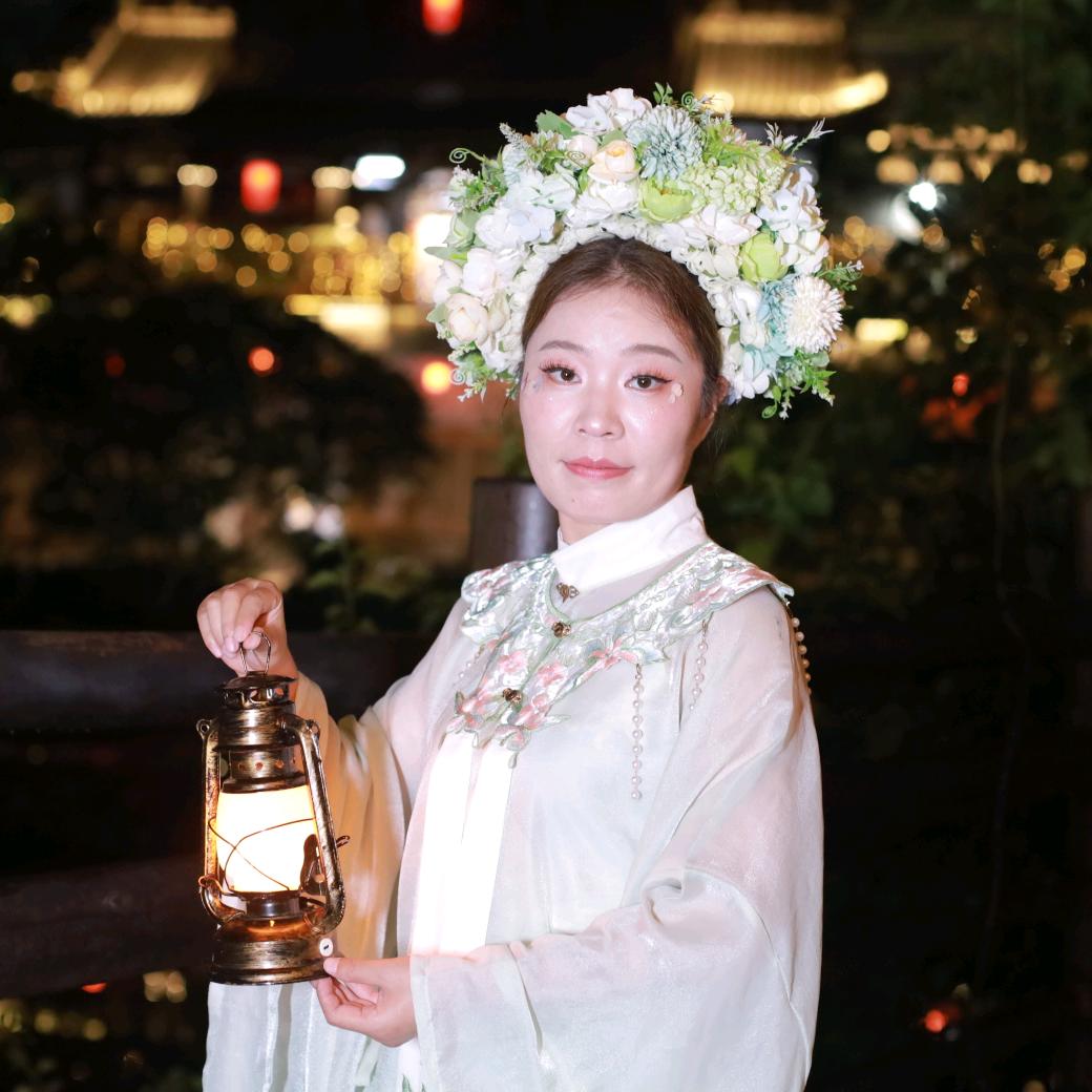 美容师莉莉