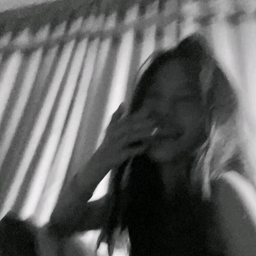 这女的真高·
