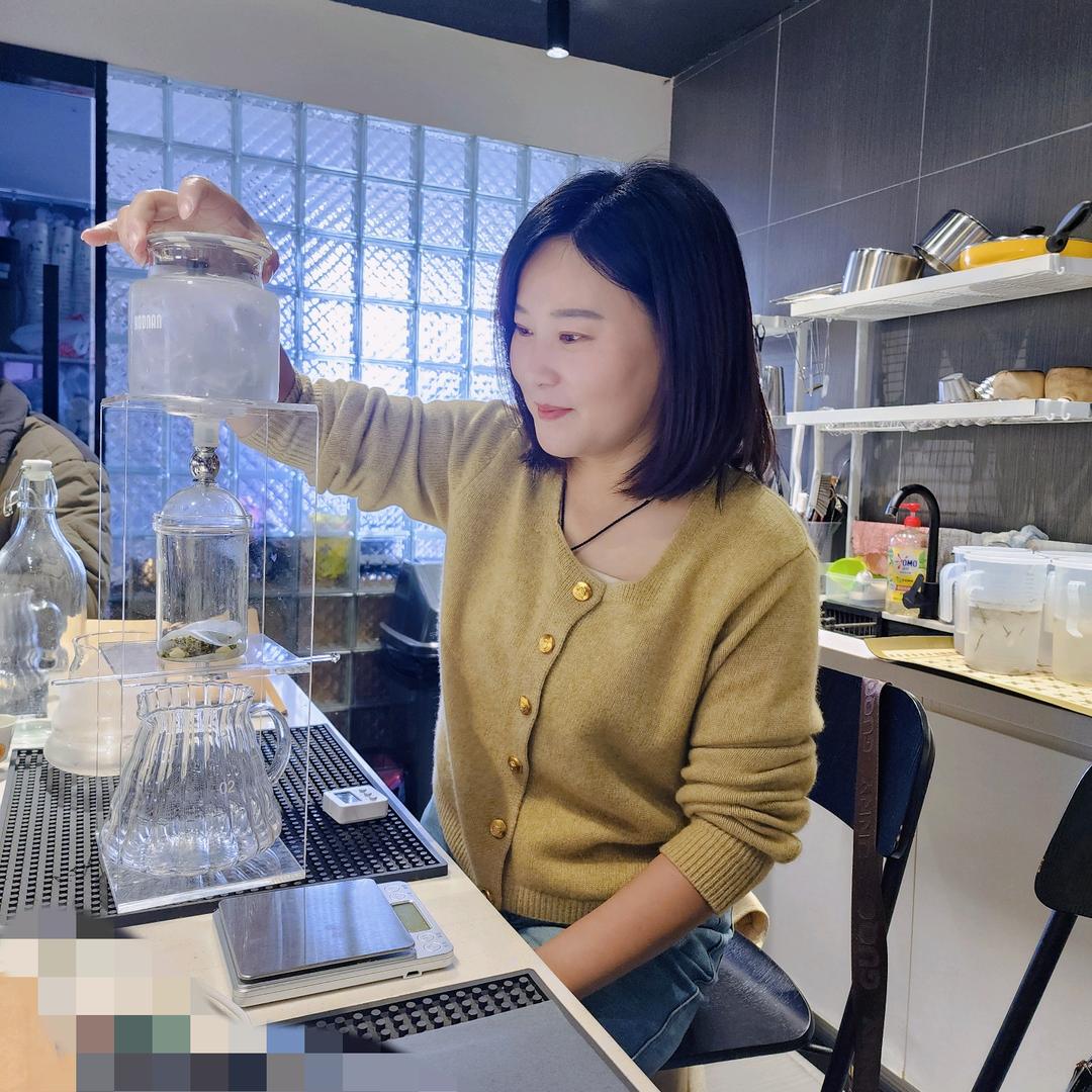 沏恰茶花姐_纯茶鲜乳茶