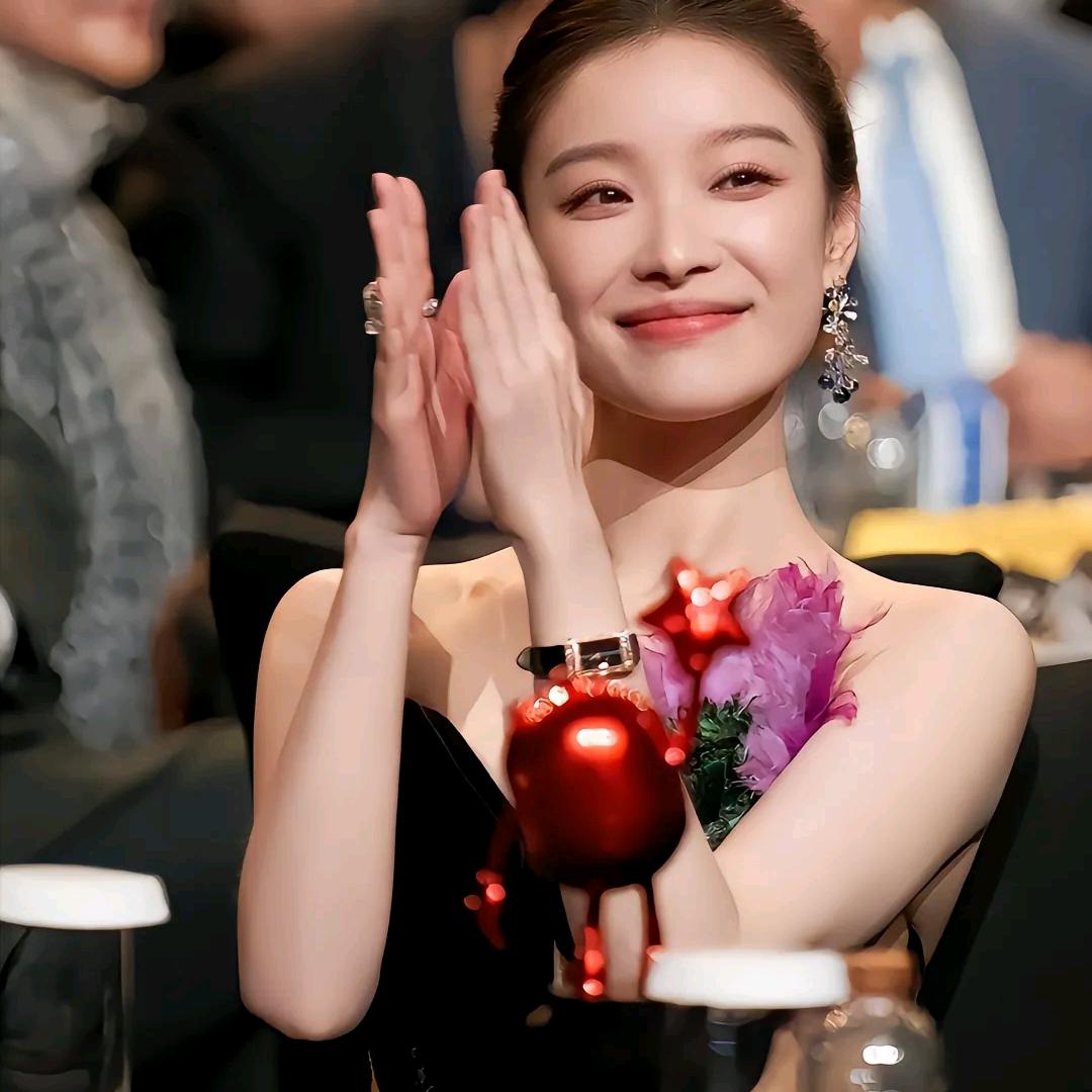 不知江月待何人