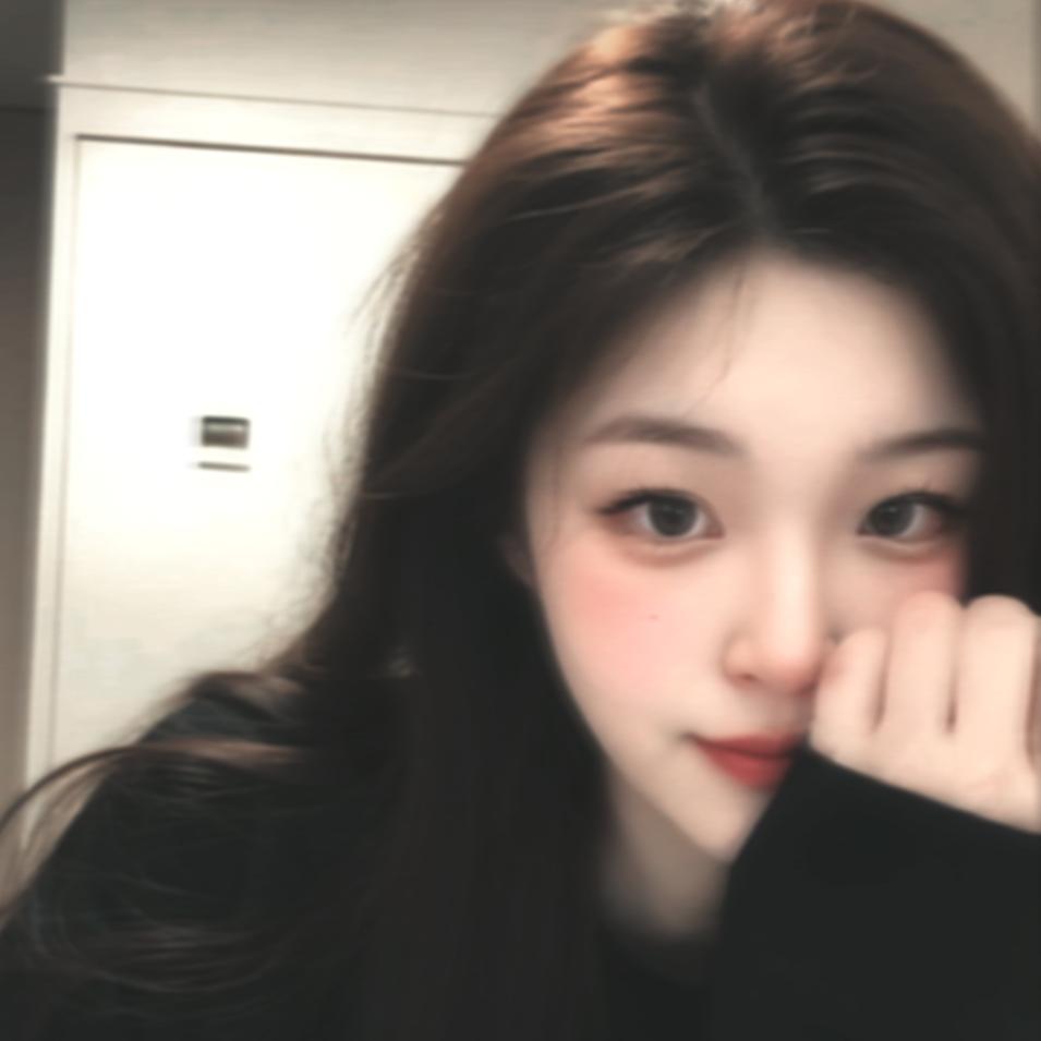 小莹偷吃糖.