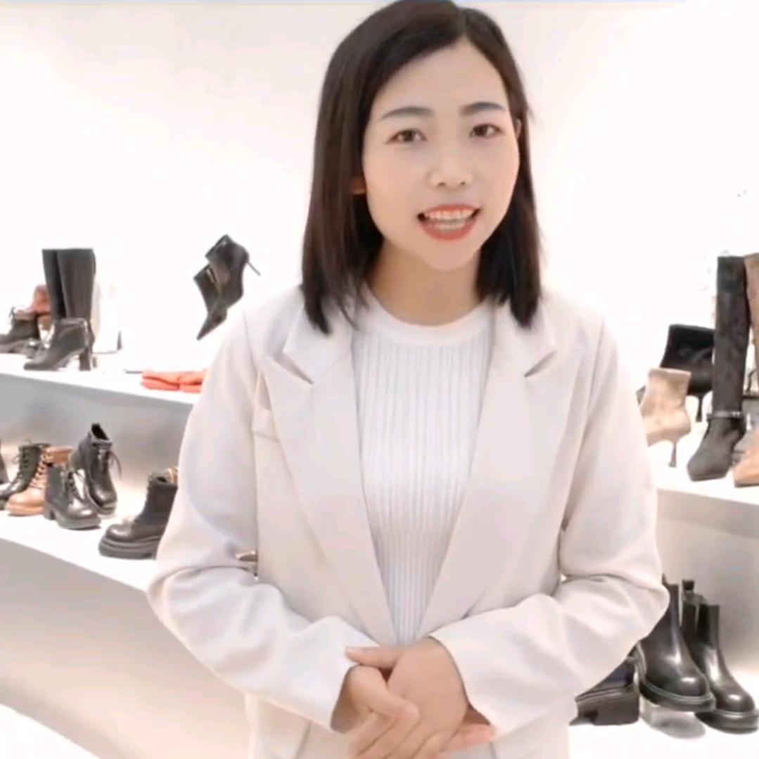 亚姐