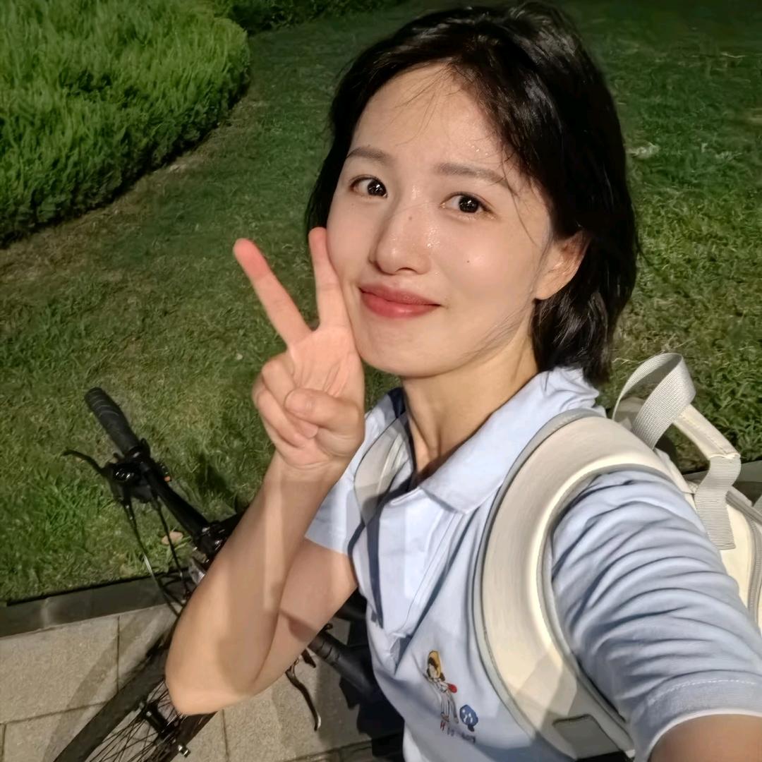 一只喵今天在干嘛