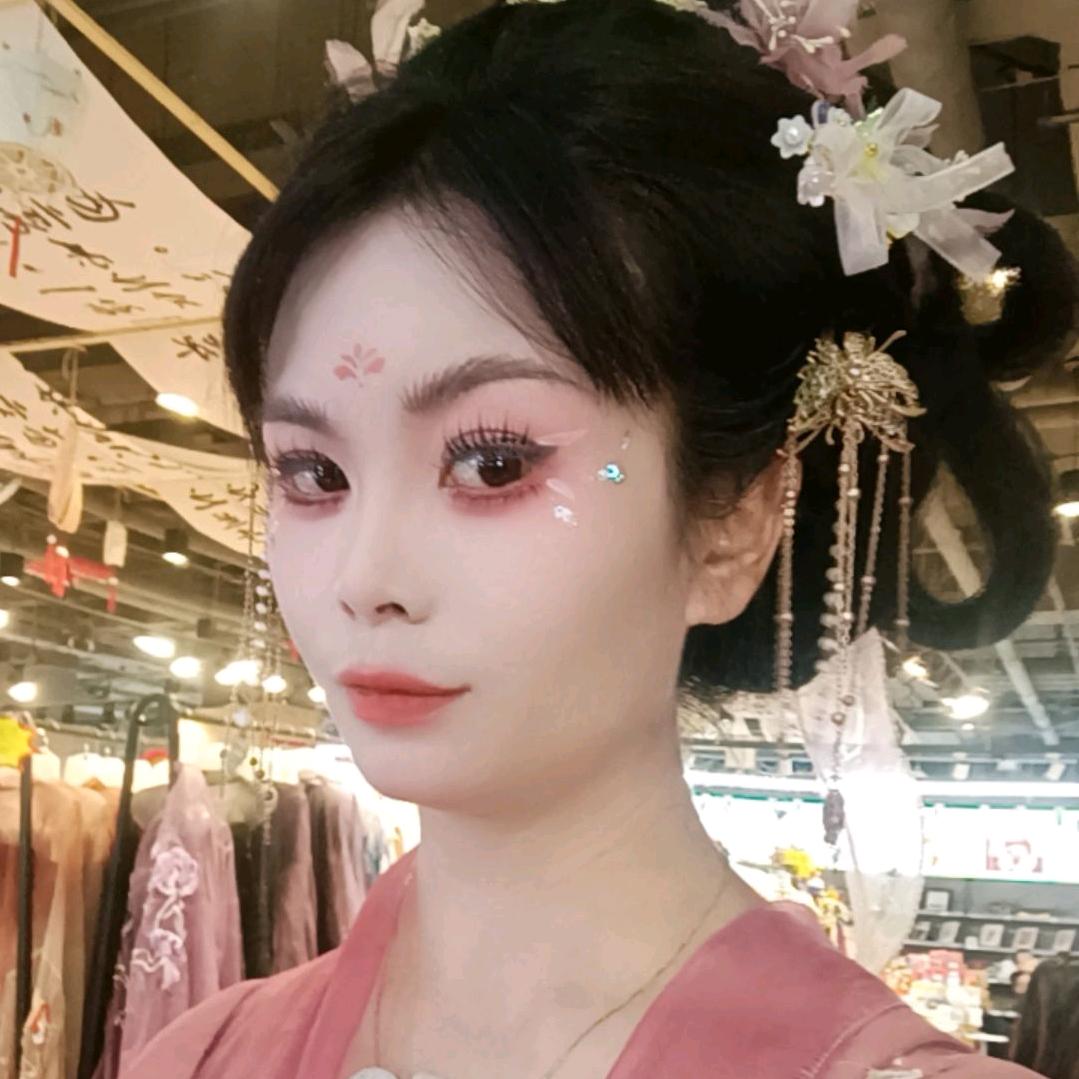 💞࿐傻ღ᭄丫头?