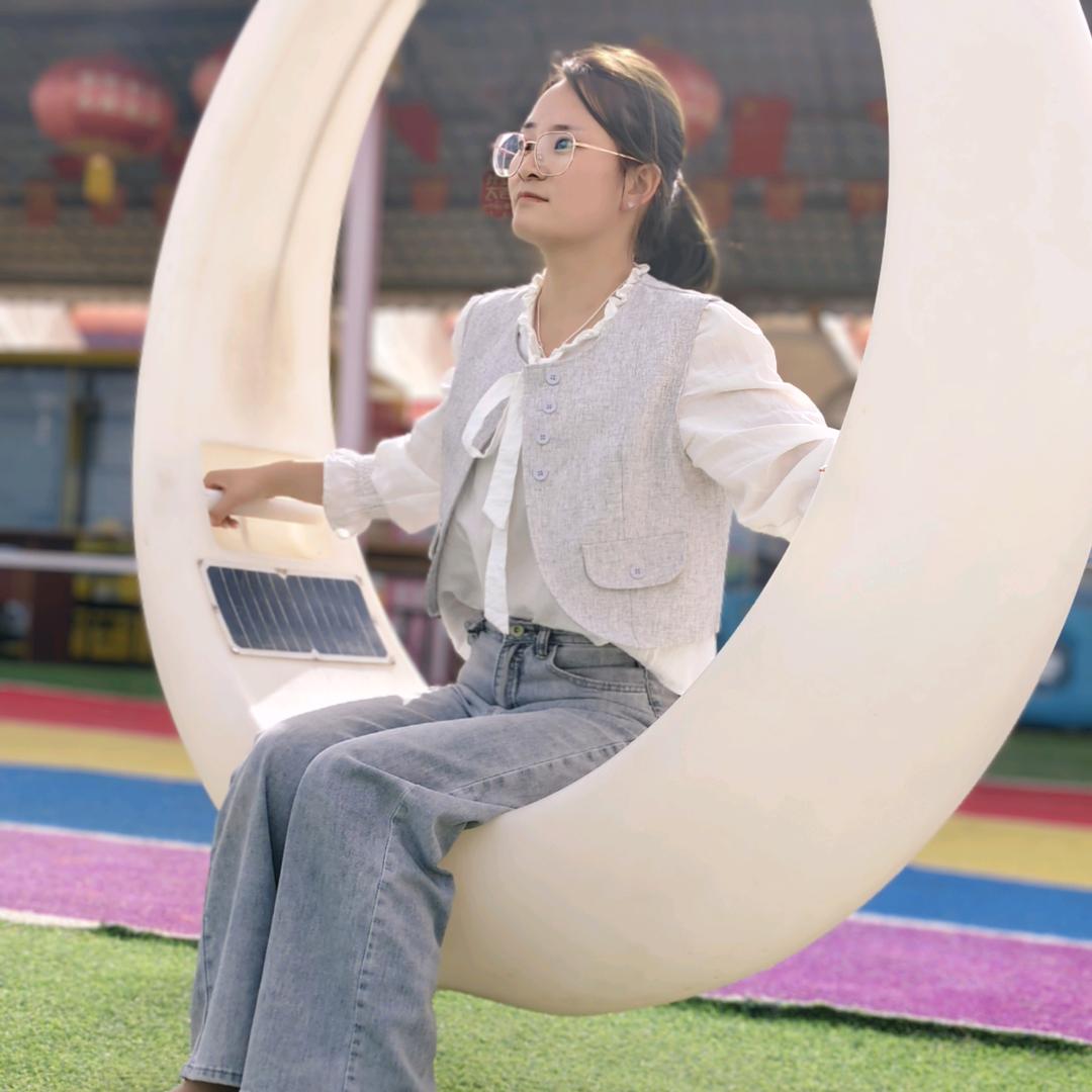 ృ༊: 小迷糊ᨶ႒