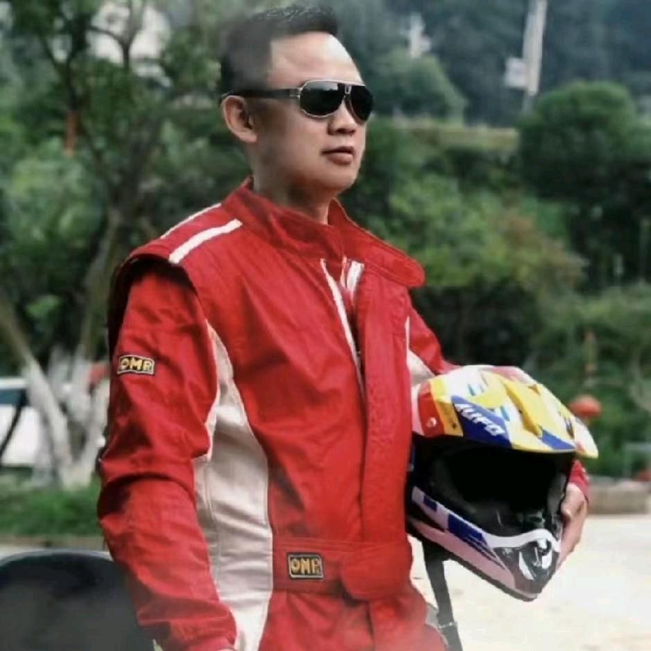 重庆二哥音乐柴火鸡4店