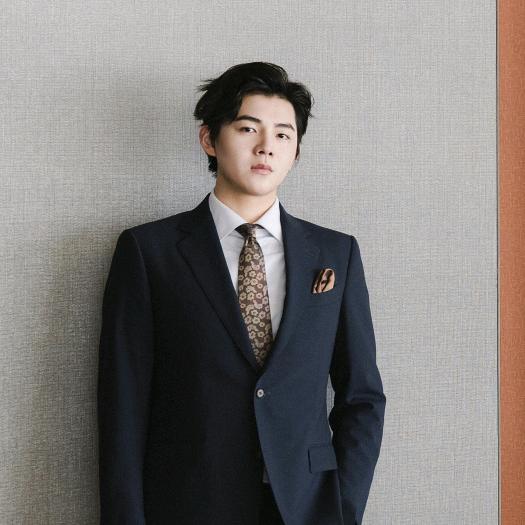 情感社交昊哥Lucas（国人革命发起人）