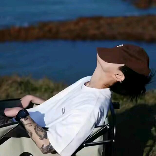 &不想一个人