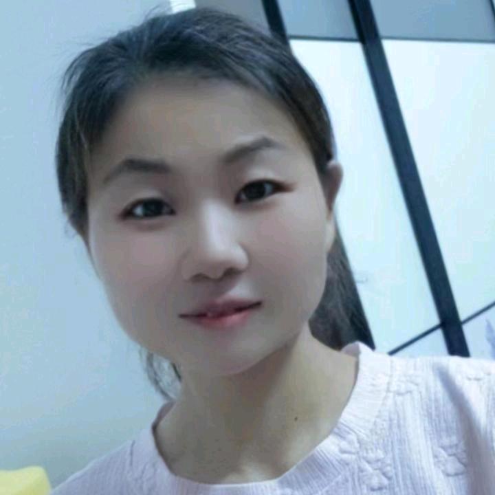 小香儿🎤🎤（王）早上8点10开播