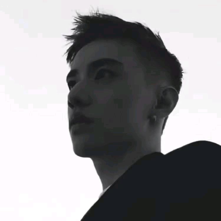 浩宇.