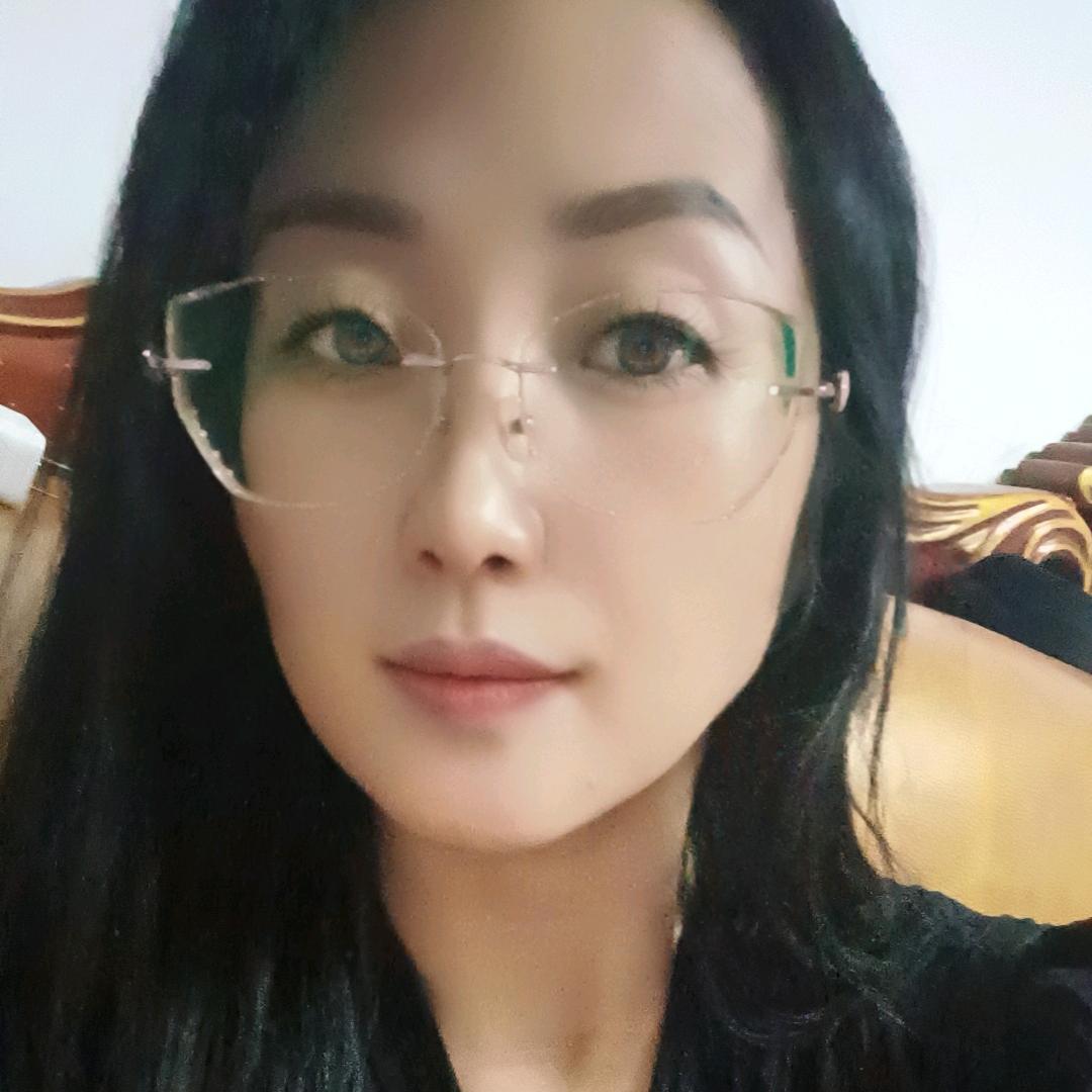 唐红润初妍美容