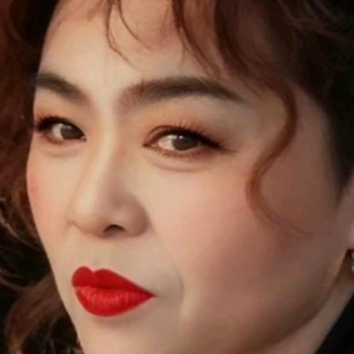 距离0.1我家小奶瓶