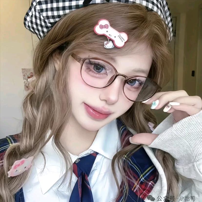 邓苓辛