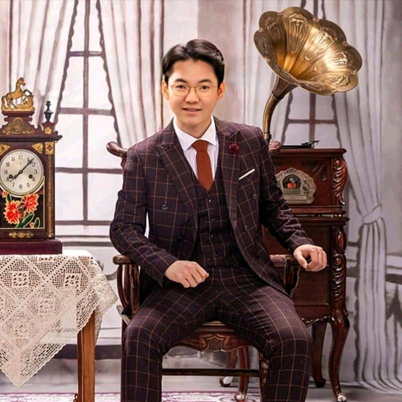张家大少爷张昊