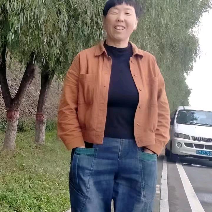 农村潘姐（568）下午3:50分