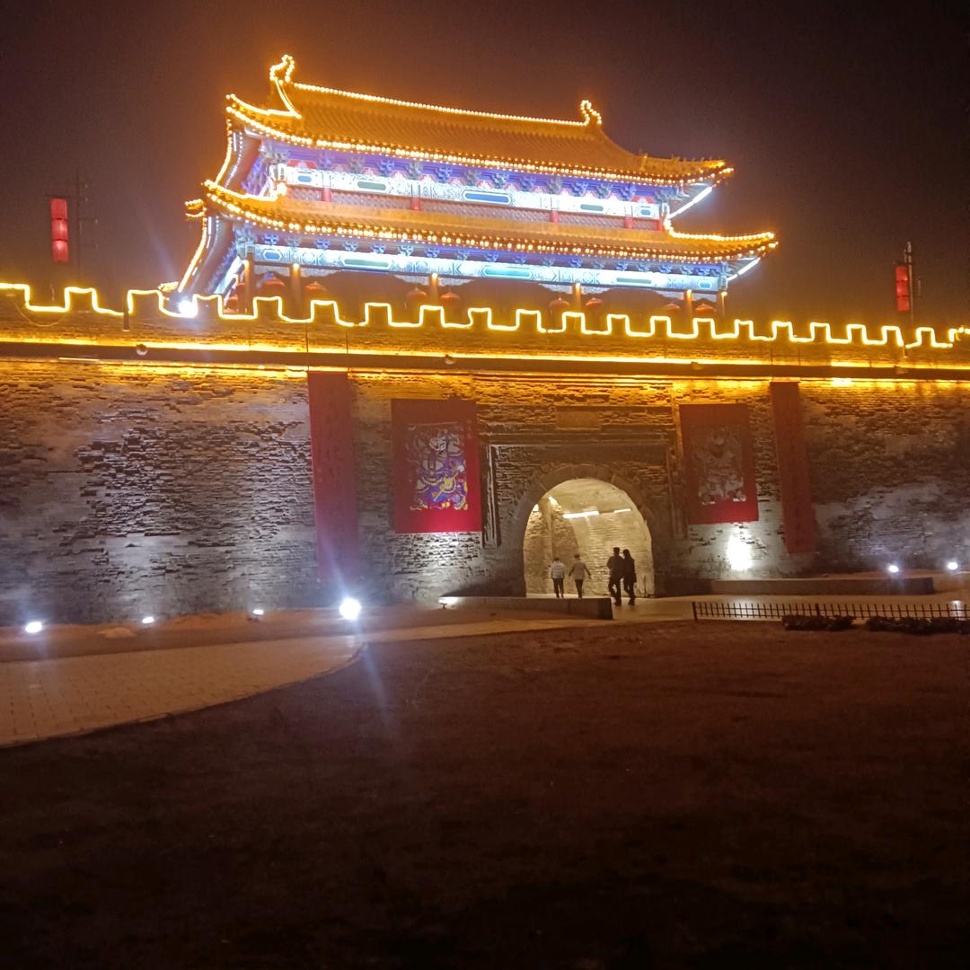 不忘初心， 牢记使命