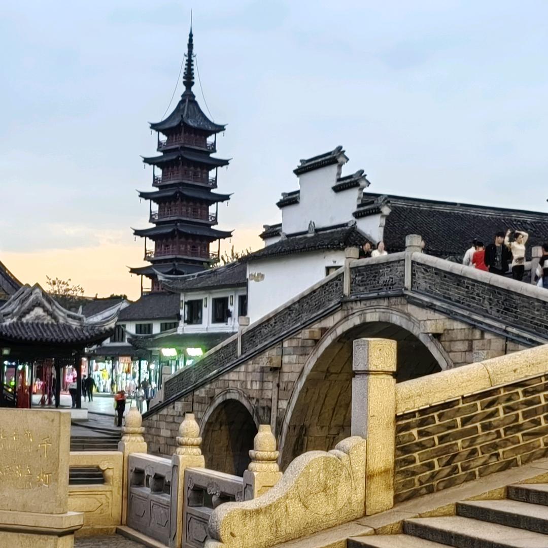 捌柒年小哥在江苏