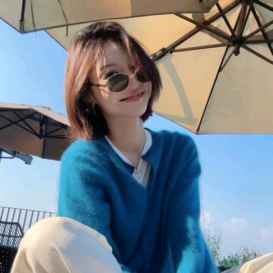 迪迪ya（美衣穿搭）