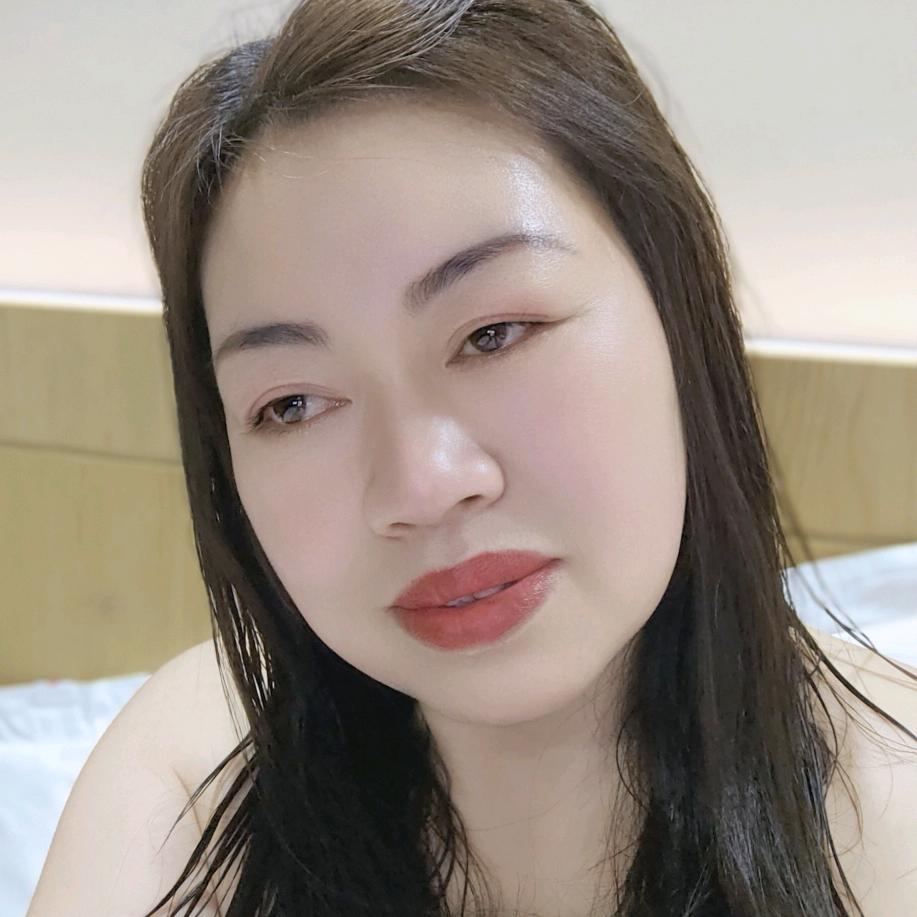 荣儿，