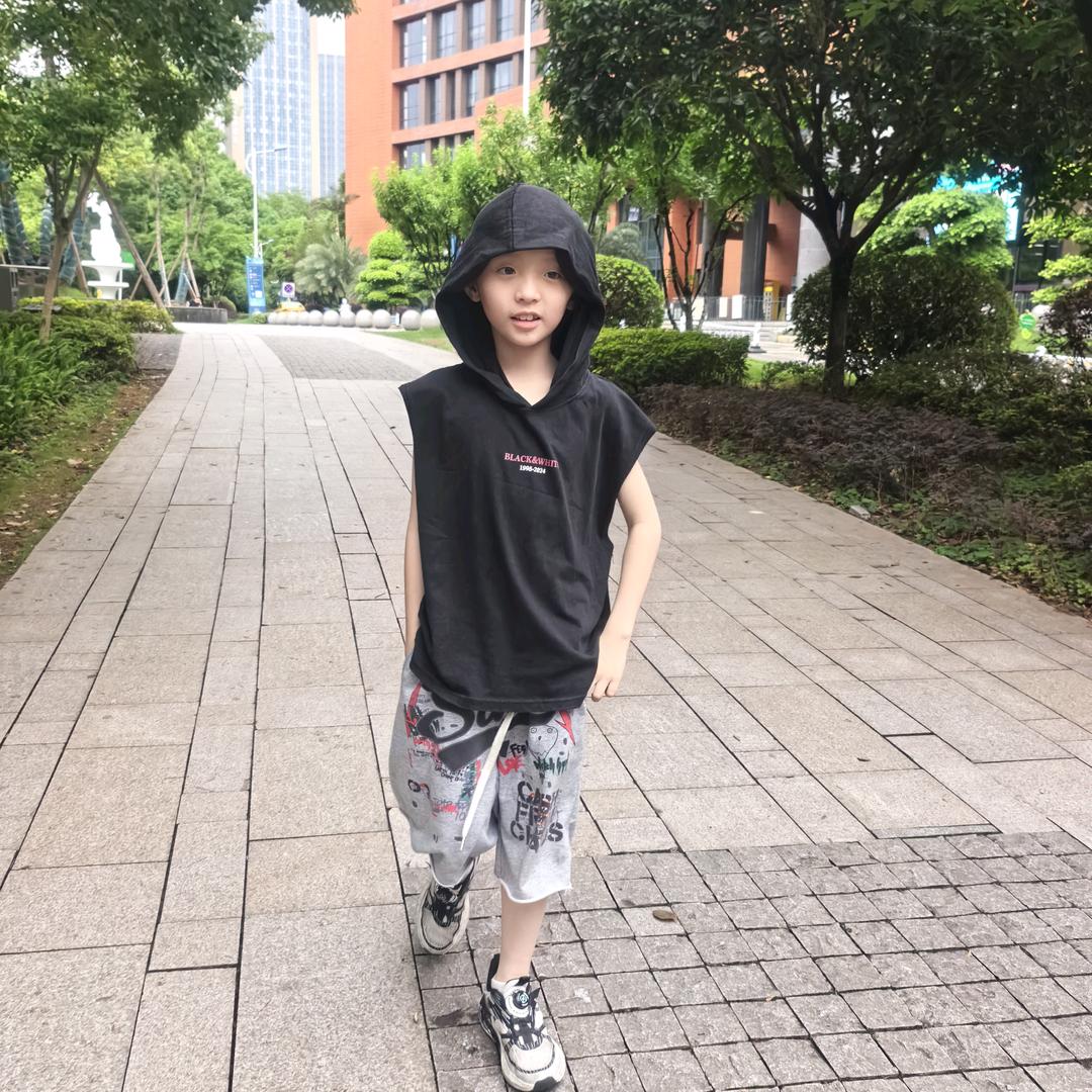 爱吃零食的丹丹