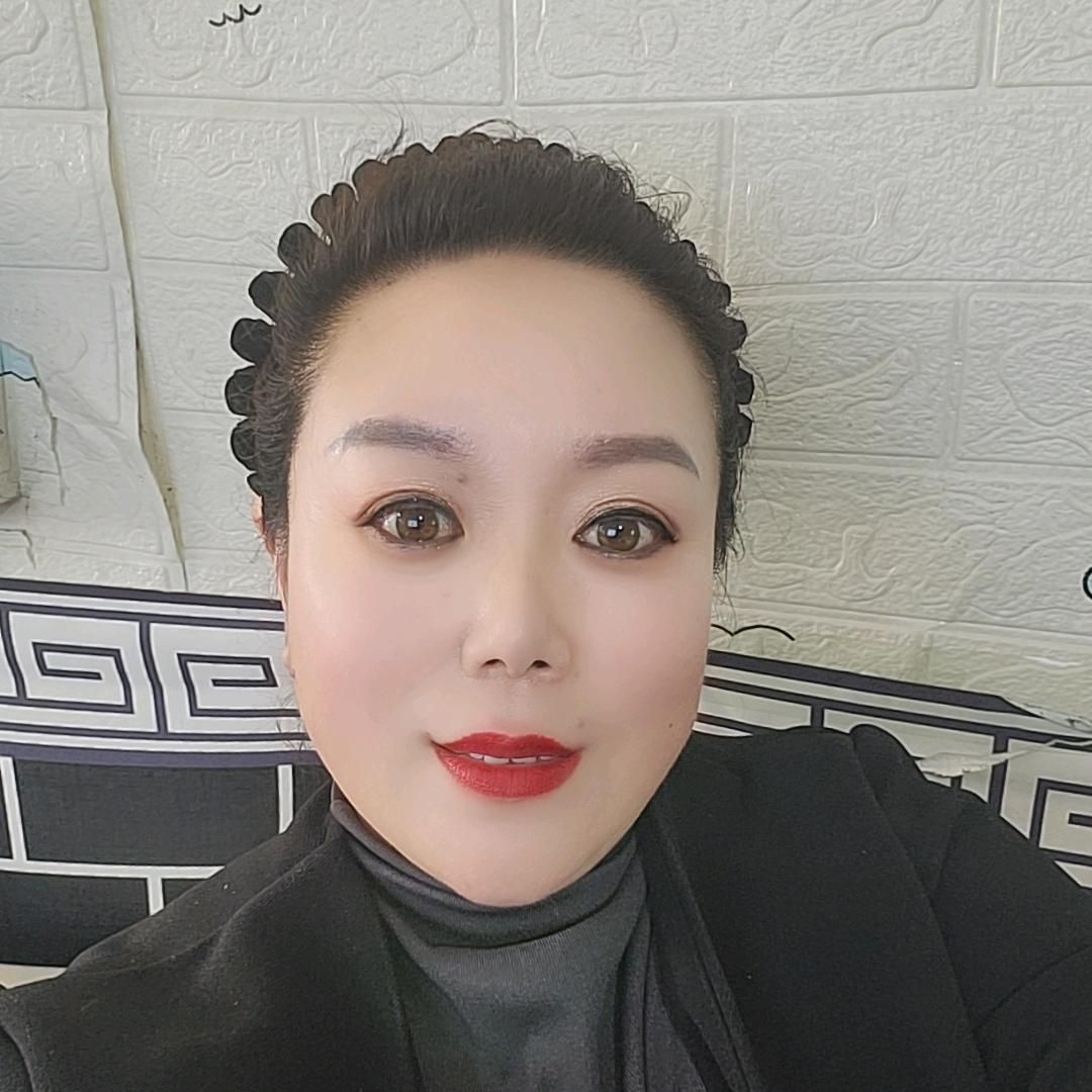 正宗牛肉板面老板