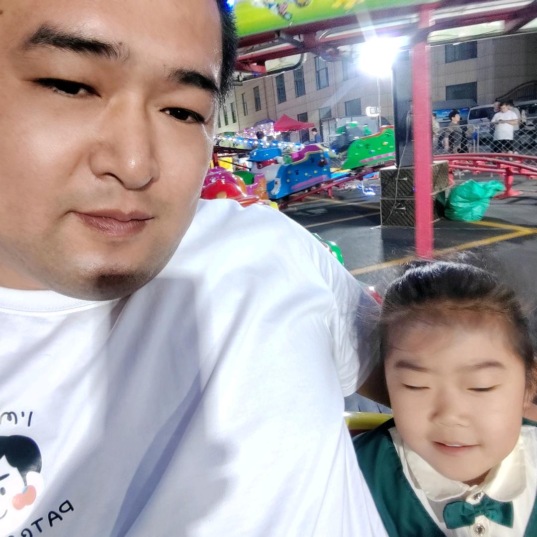 我们只管努力头像