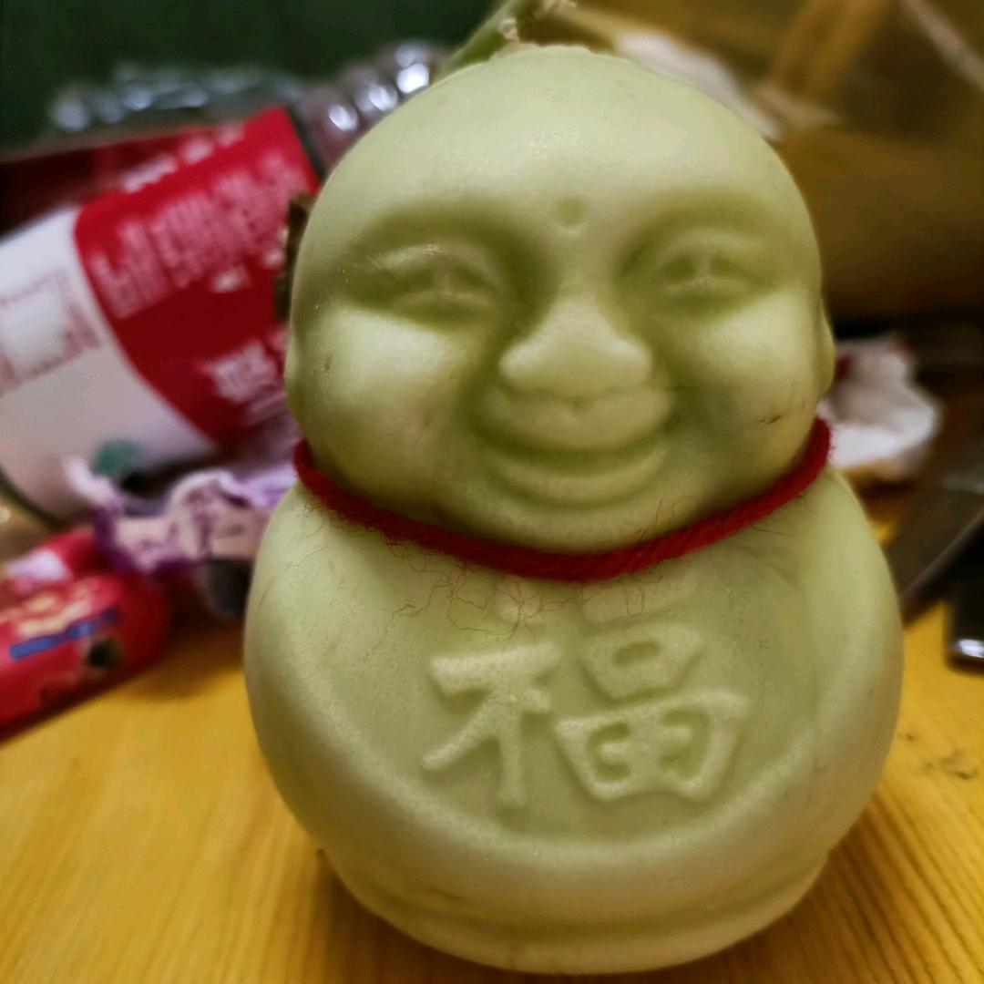 不为往事忧，只为余生笑