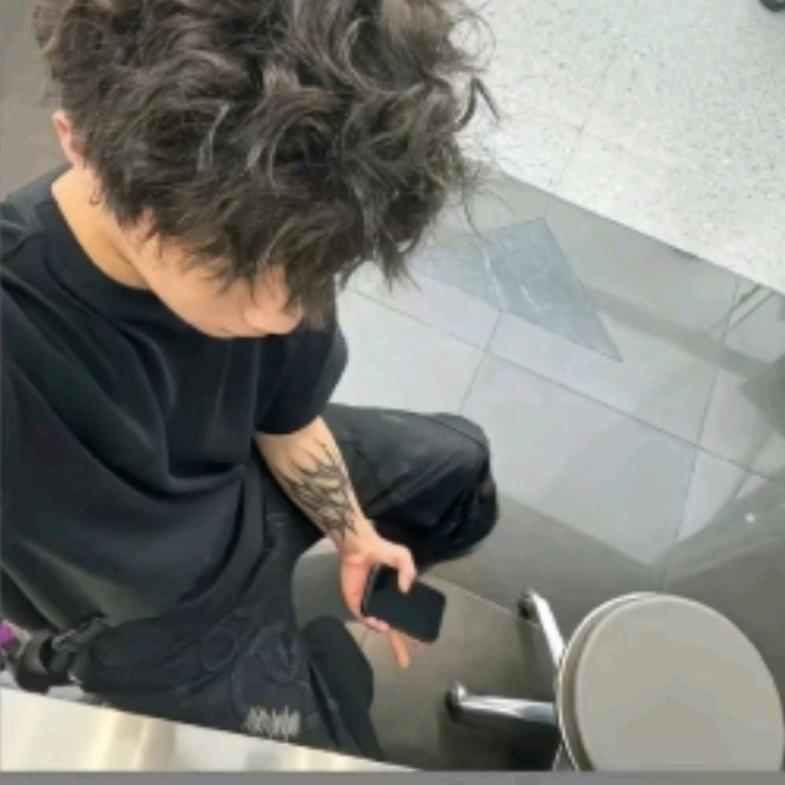 睿。