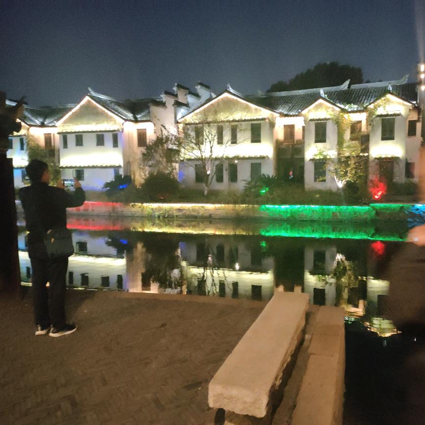 潇洒闯人间
