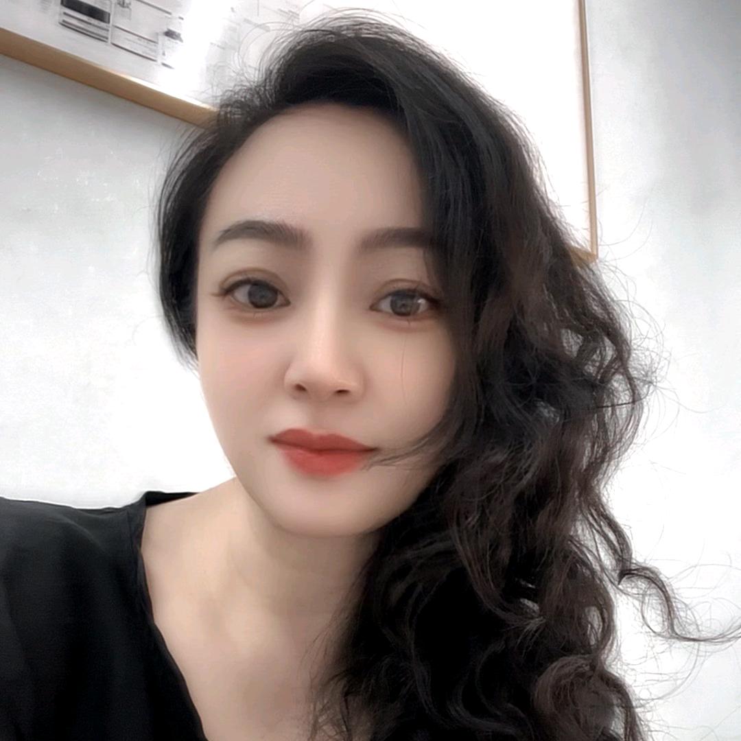 妍儿