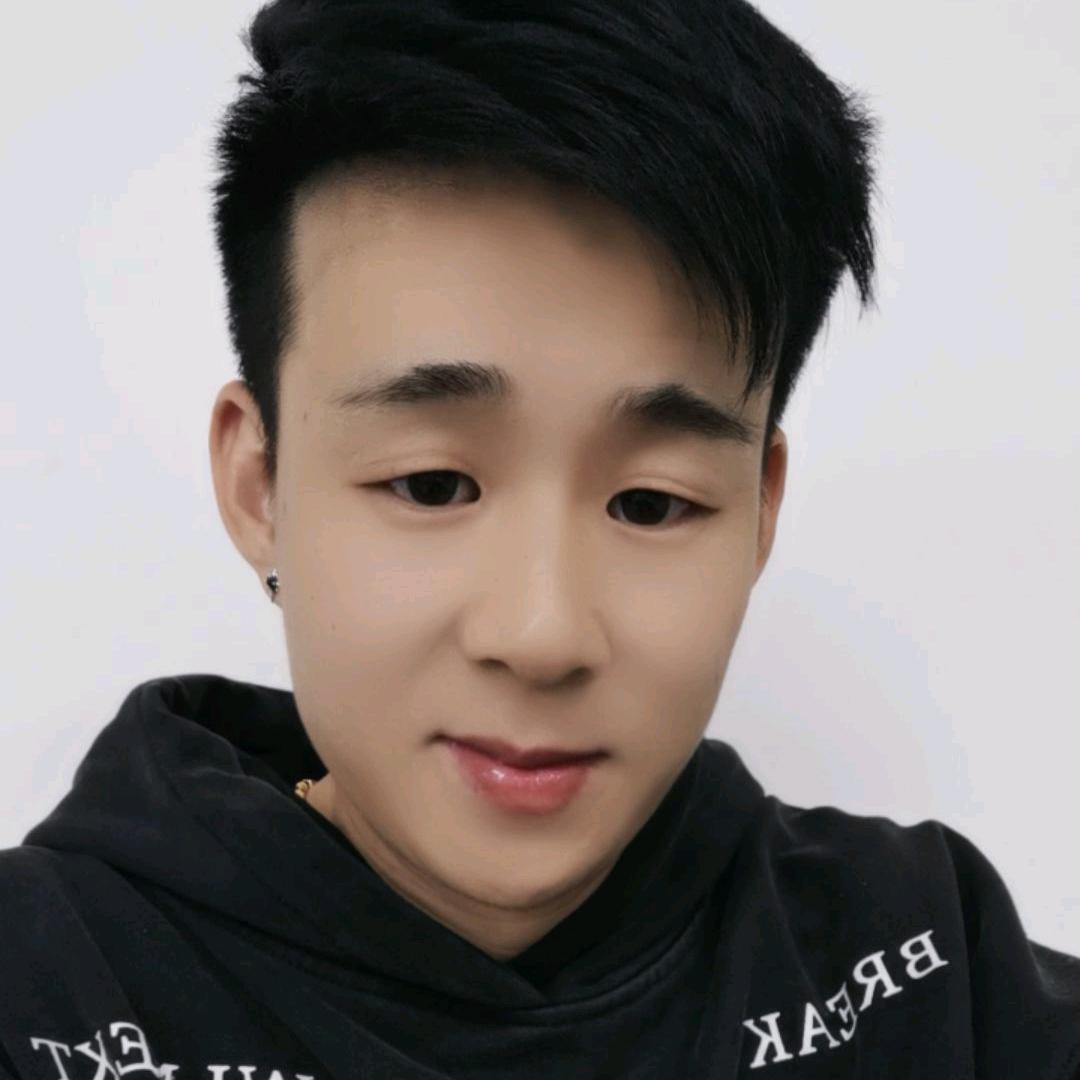 发型设计🍎🍏啊兵