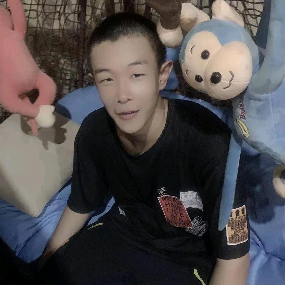 张熠哲