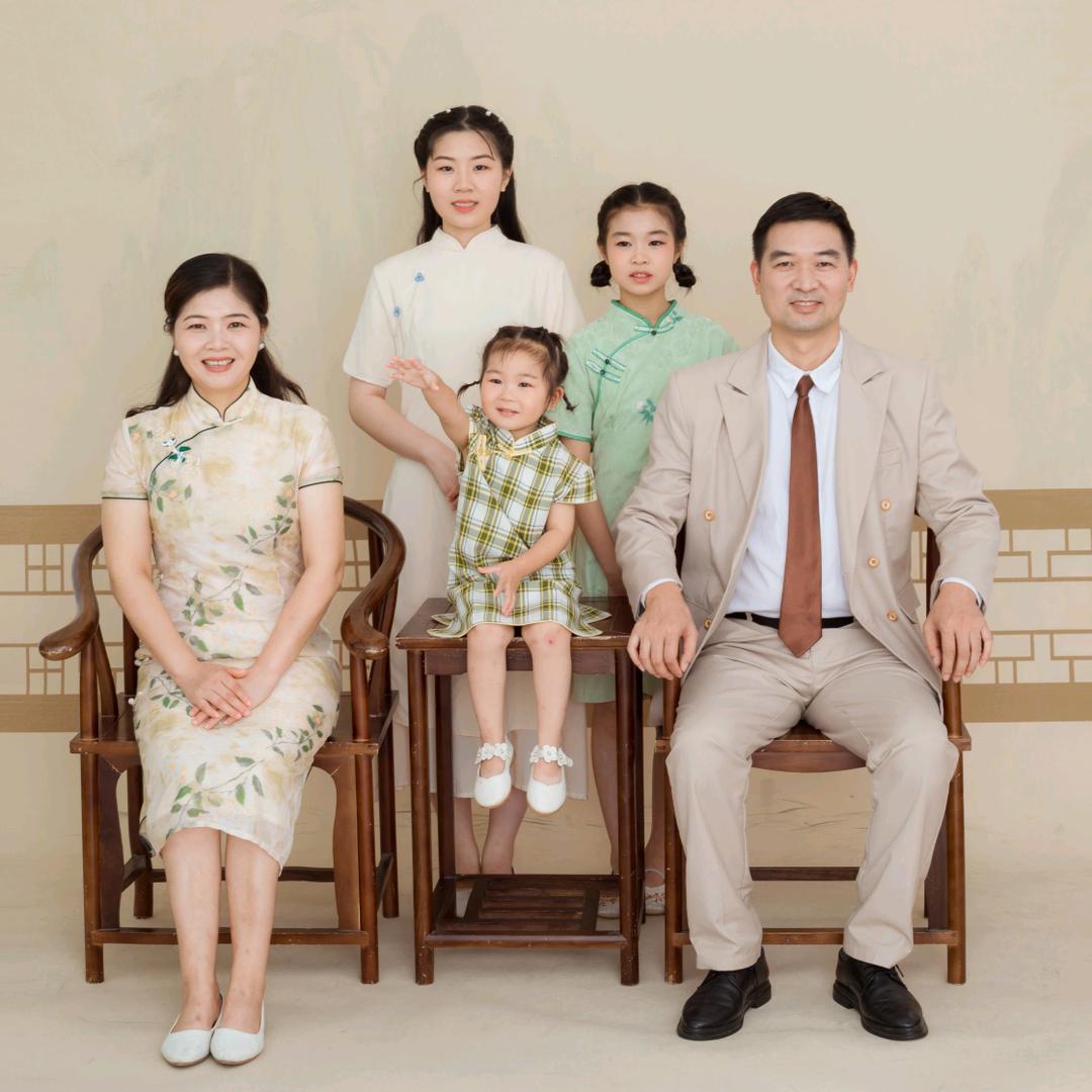 家有三公主吖