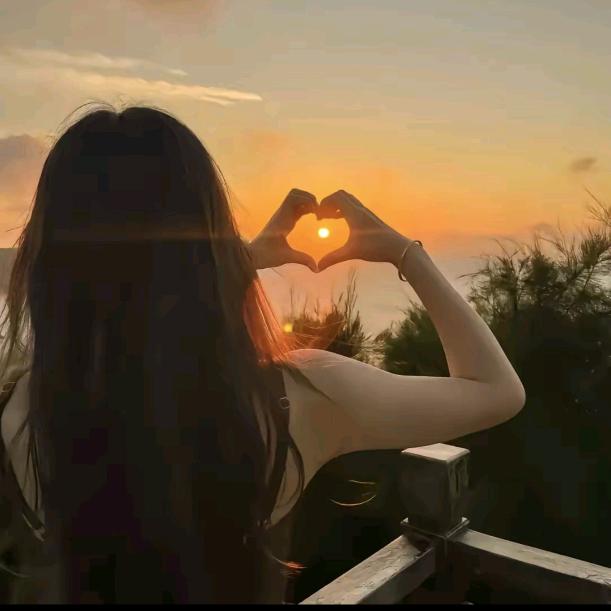 芯芯 এ