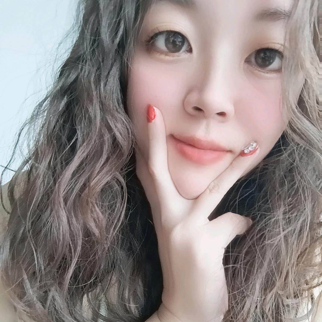 ⑩  小 鑫 吖