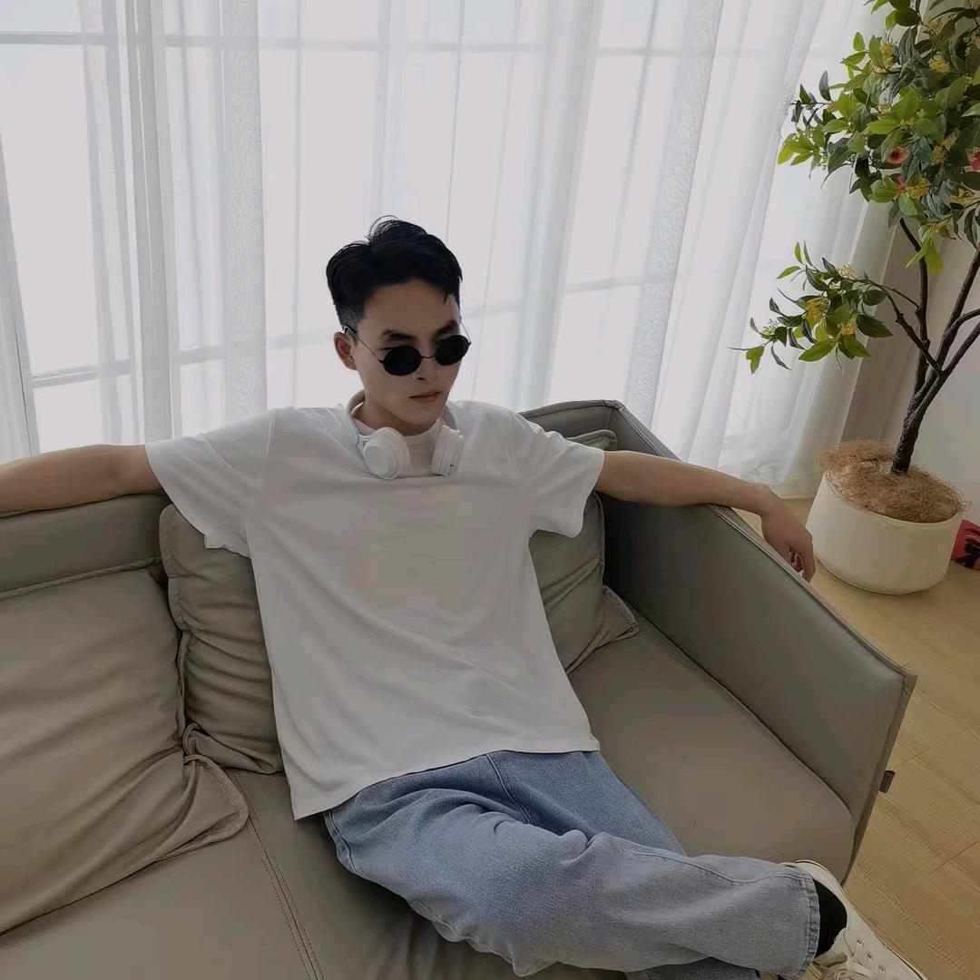 且以孤欢