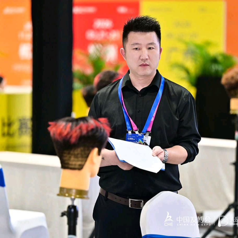 艾薇雅假发商学院-王导