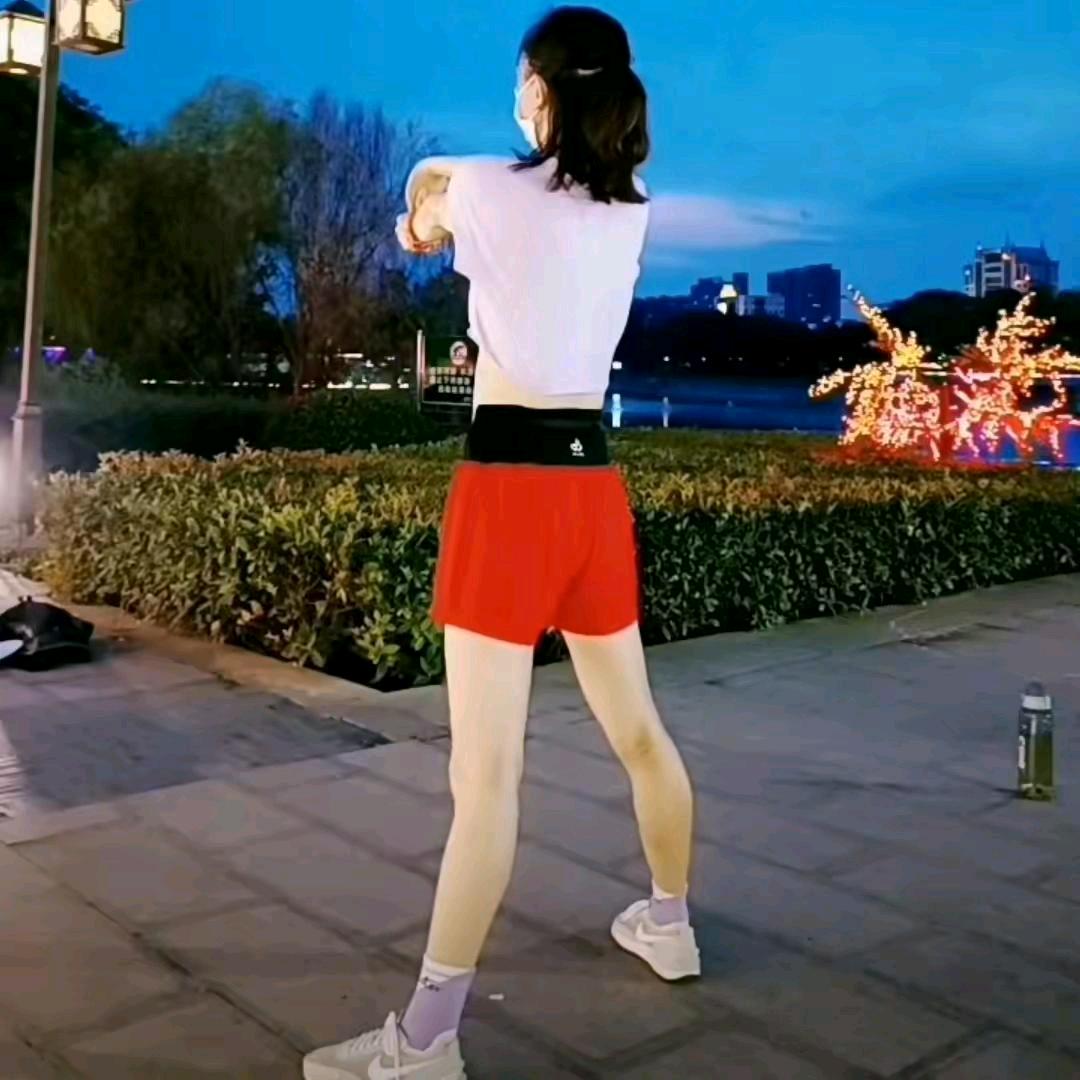阿雨健身操