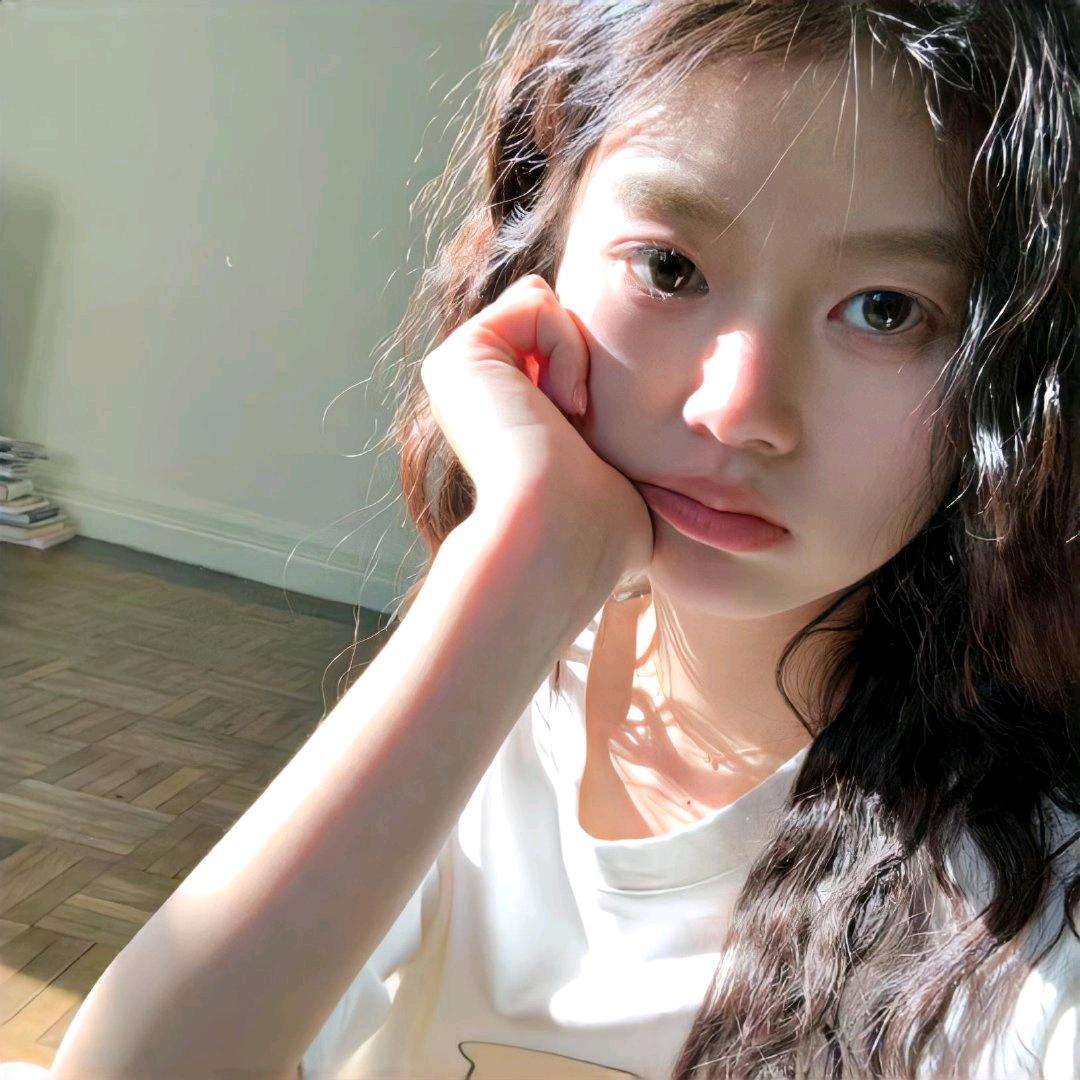 小朱嘎哈呢（私信被封）