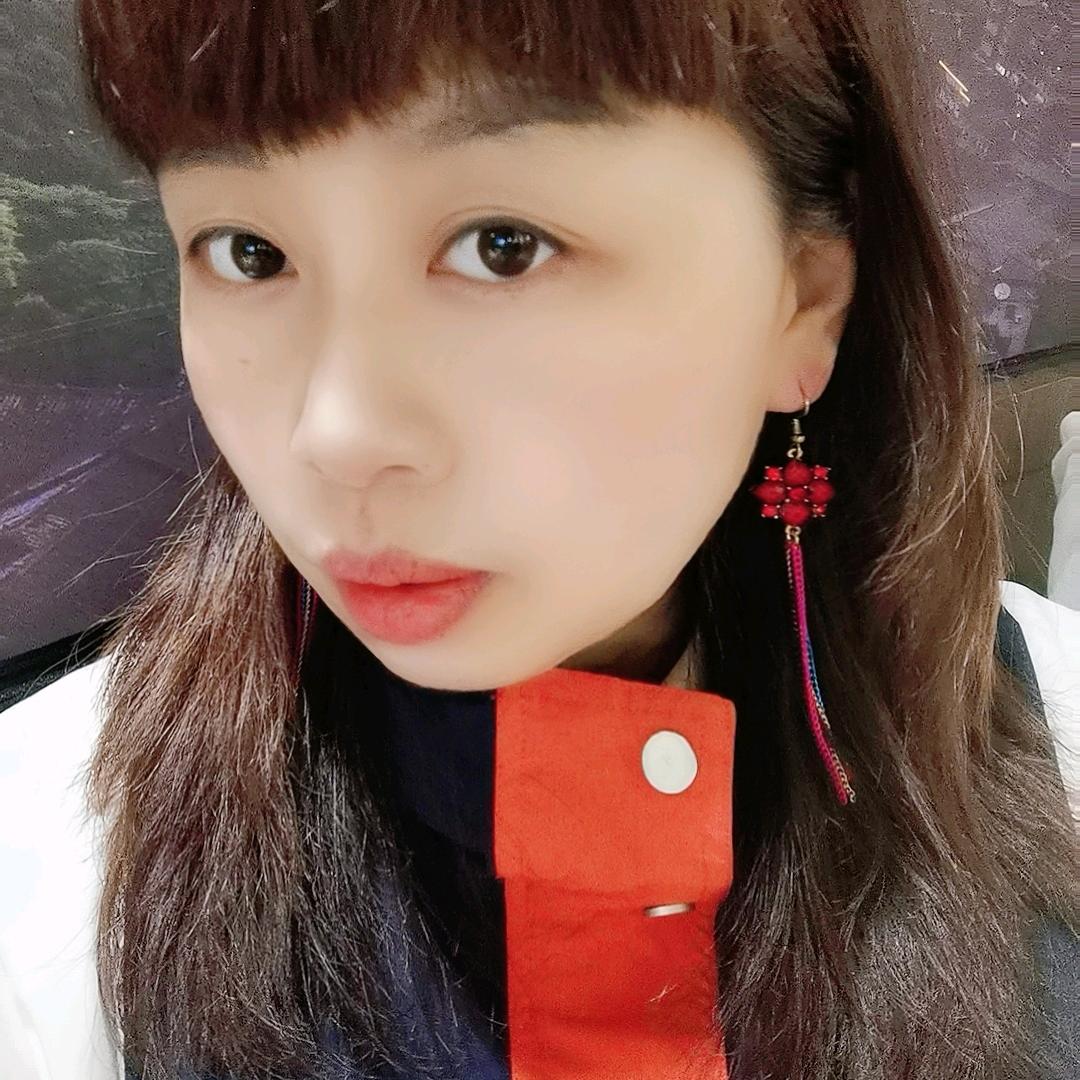潘卓商贸霞霞