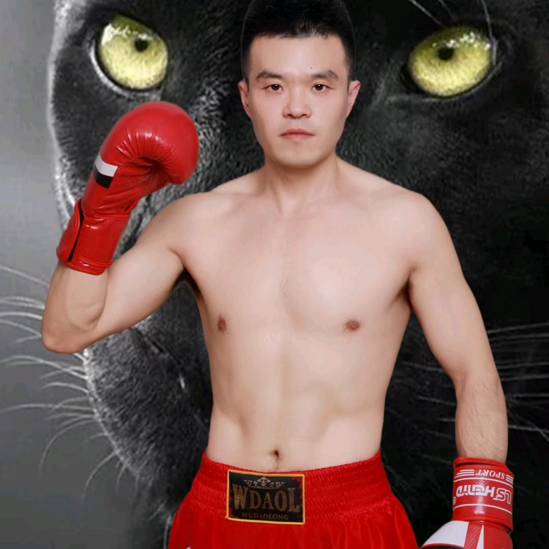 小师弟冯天豪