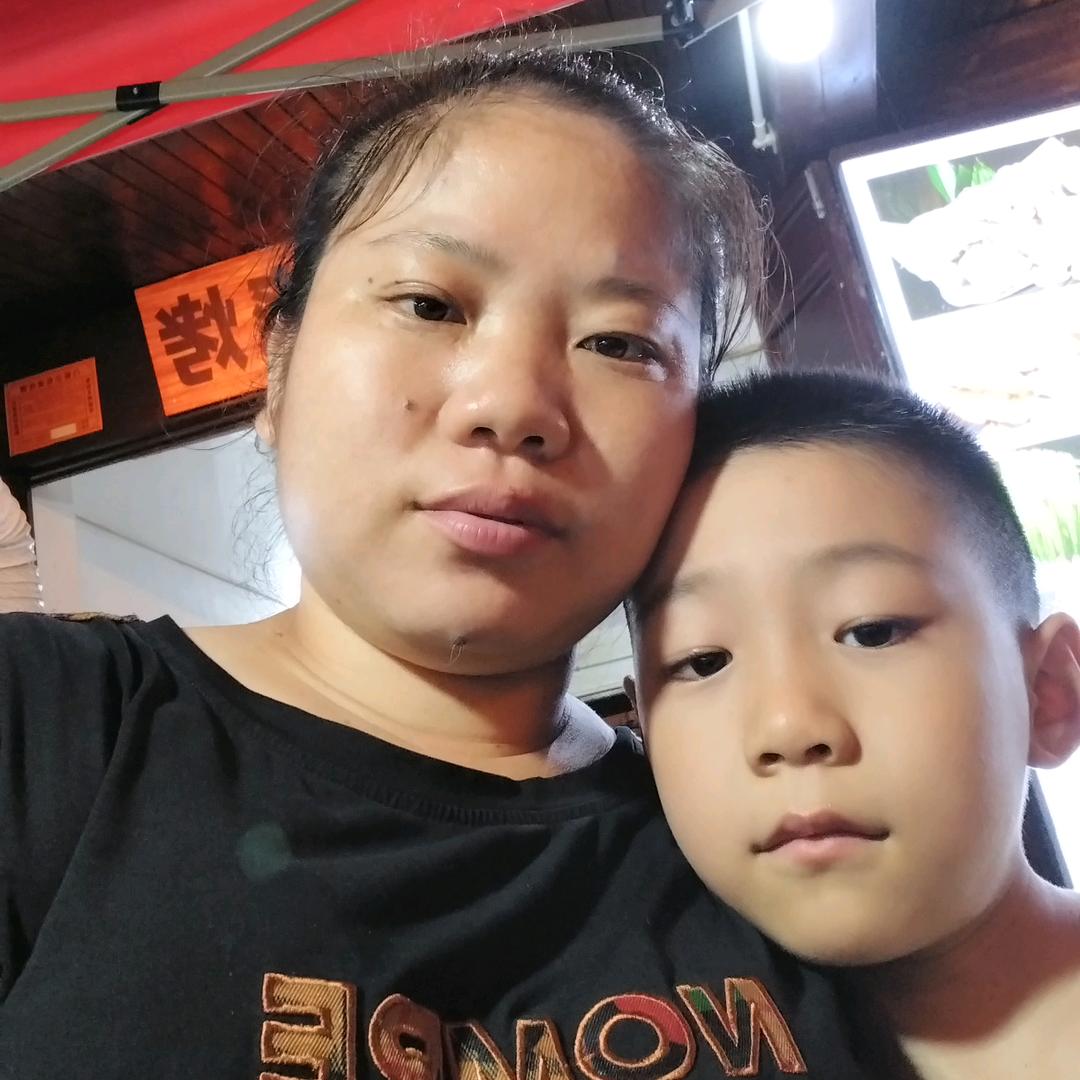 丹丹《轩怡烧烤》