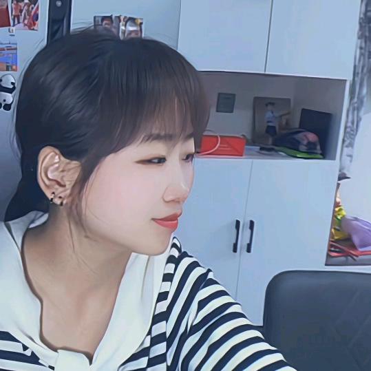 伊伊吖