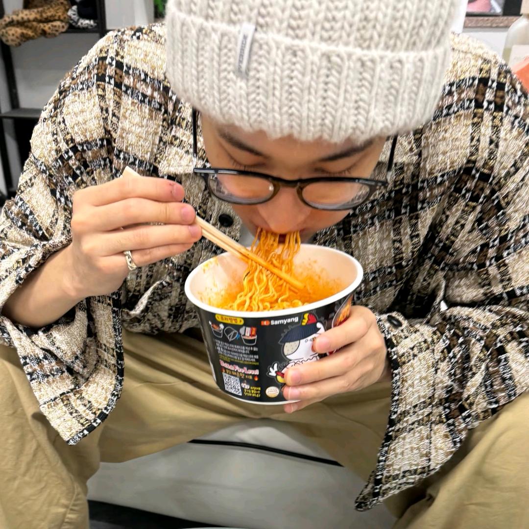 AAA火鸡面代购小圆