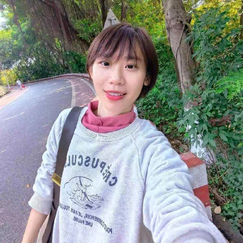 施小姐游纪